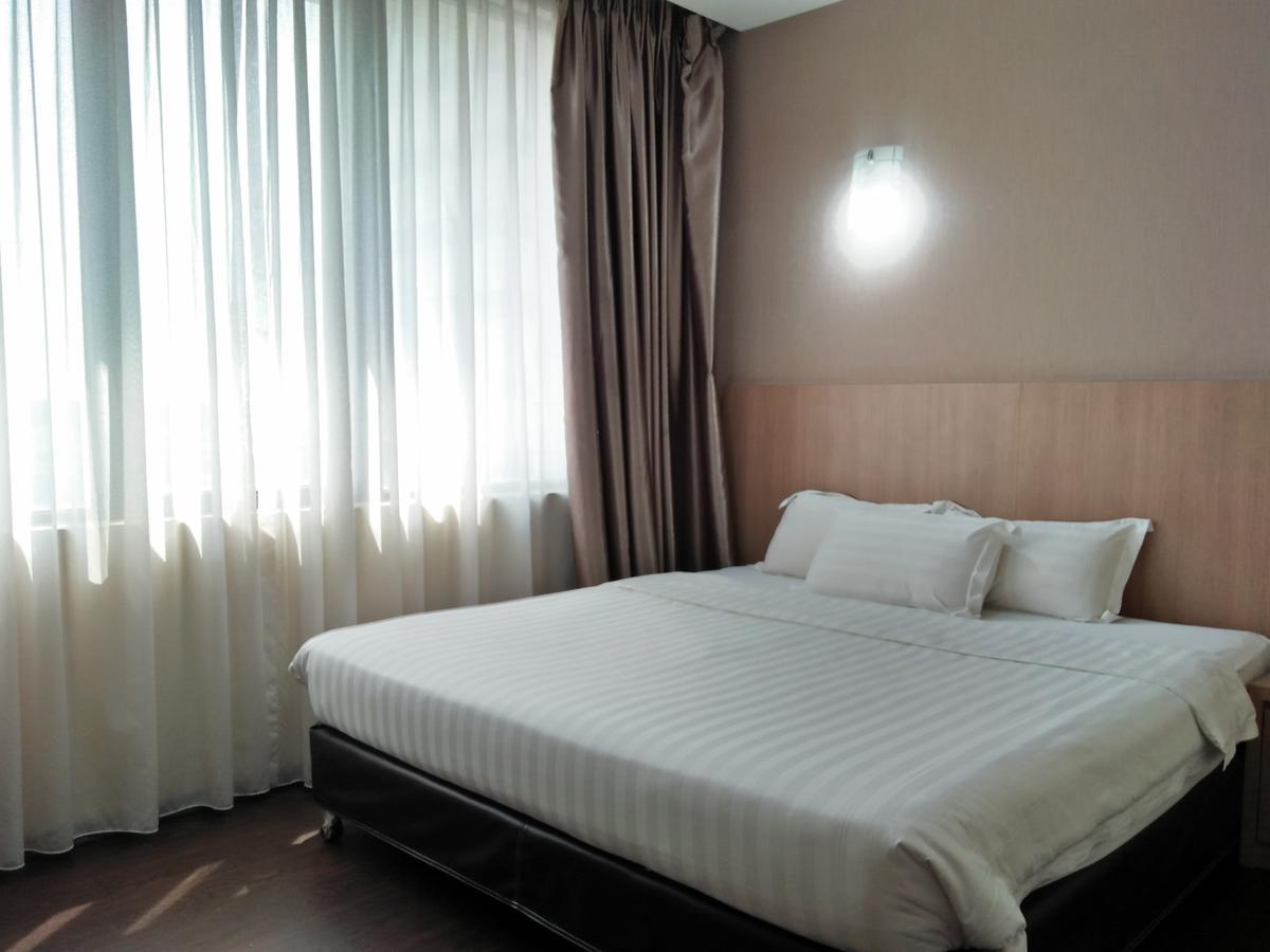 Baguss City Hotel Johor Bahru Exterior photo
